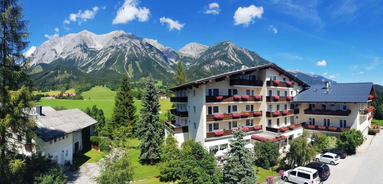 Hotel Post Ramsau am Dachstein Exterior foto